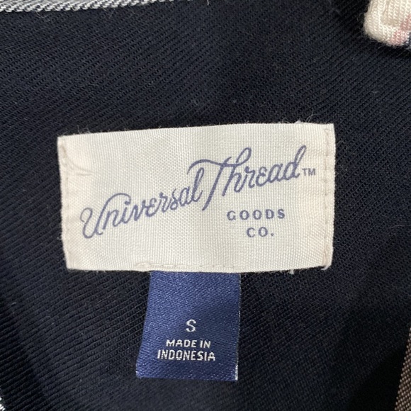 Universal thread, size small, super soft plaid shirt, long - Picture 2 of 3